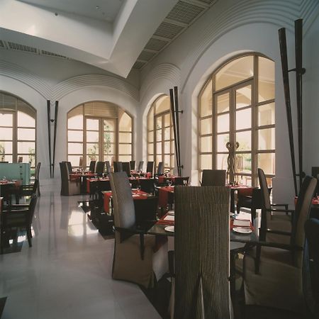 Trident Gurgaon Ξενοδοχείο Εξωτερικό φωτογραφία The restaurant