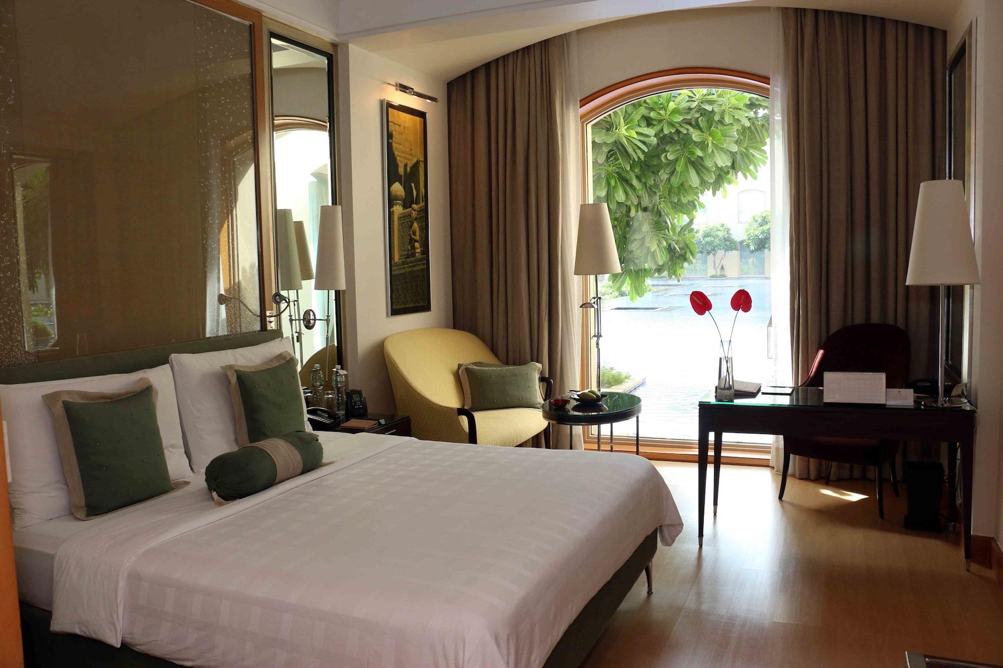 Trident Gurgaon Ξενοδοχείο Εξωτερικό φωτογραφία A room at the Taj Bengal