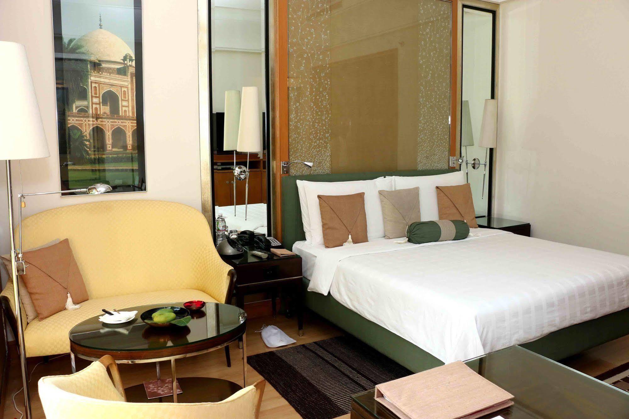 Trident Gurgaon Ξενοδοχείο Εξωτερικό φωτογραφία A room at the Taj Mahal Palace